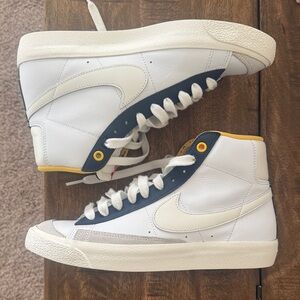 Nike Blazer Mid ‘77
